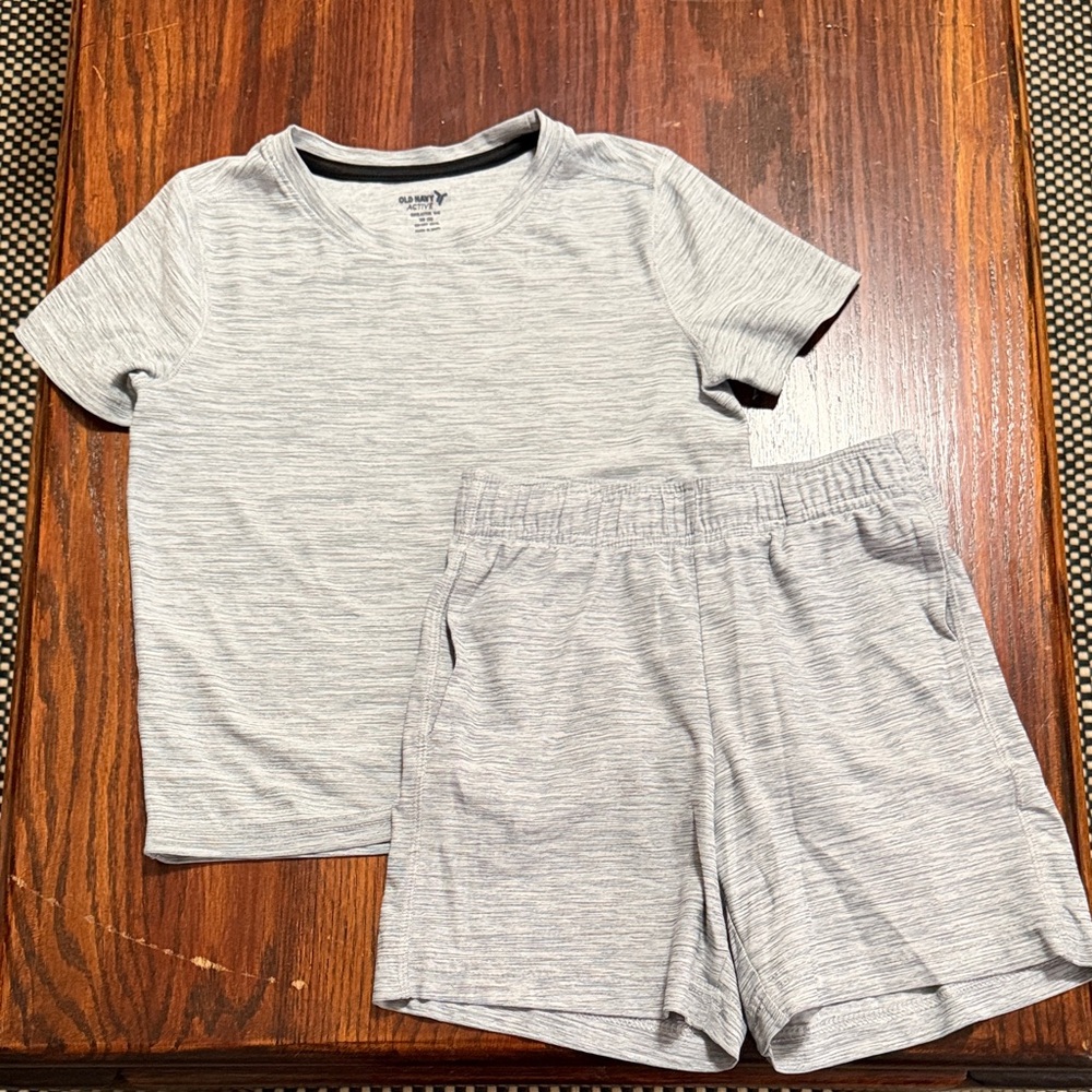 Old Navy Heather Gray Tee and Shorts Set